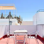 Atico Centrico Con Balcones Y Vistas A La Giralda Apartment Seville